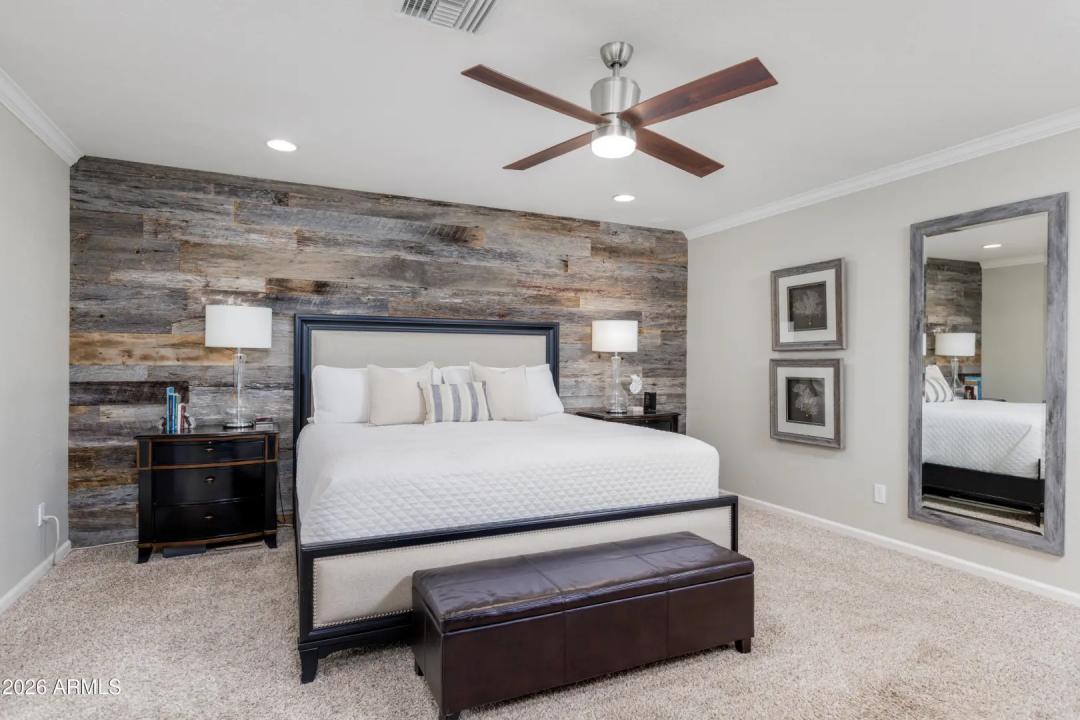 Real Estate Picture 21