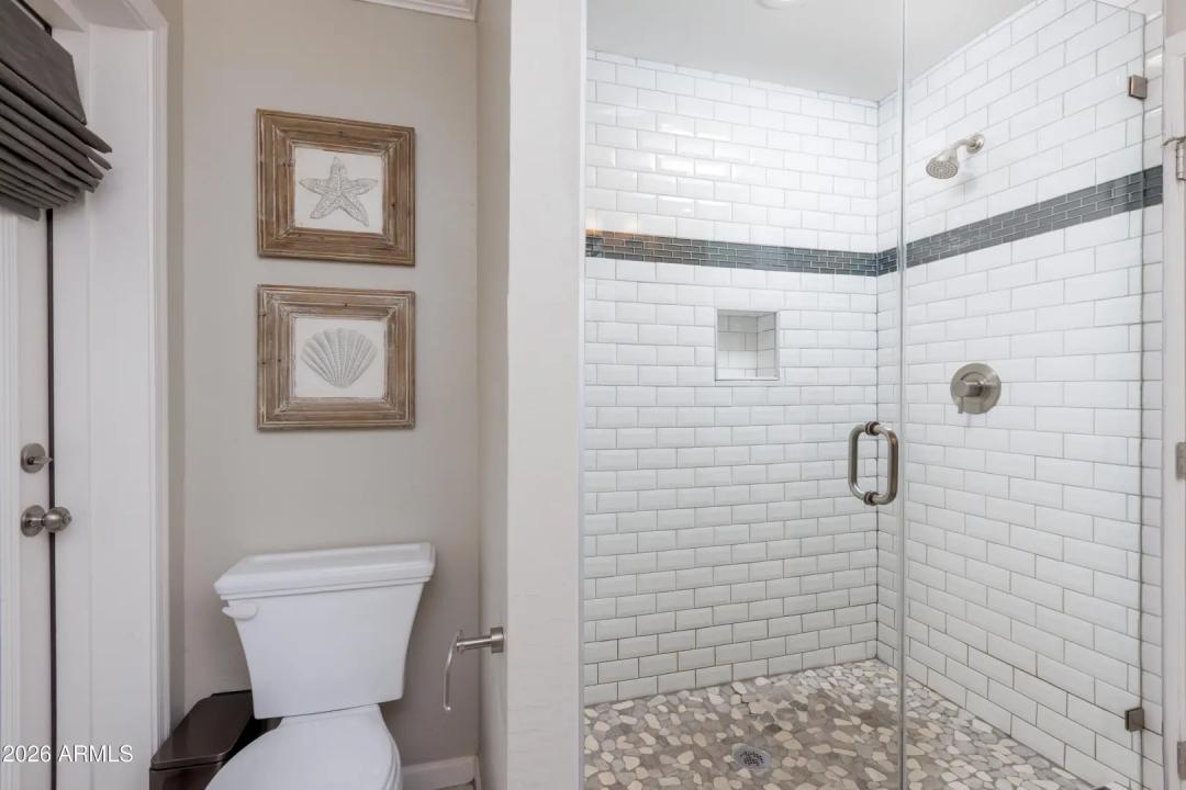 Real Estate Picture 25