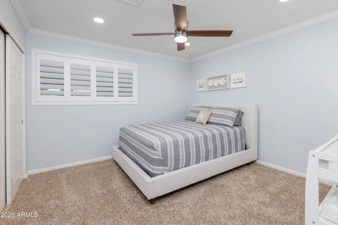 Real Estate Picture 28