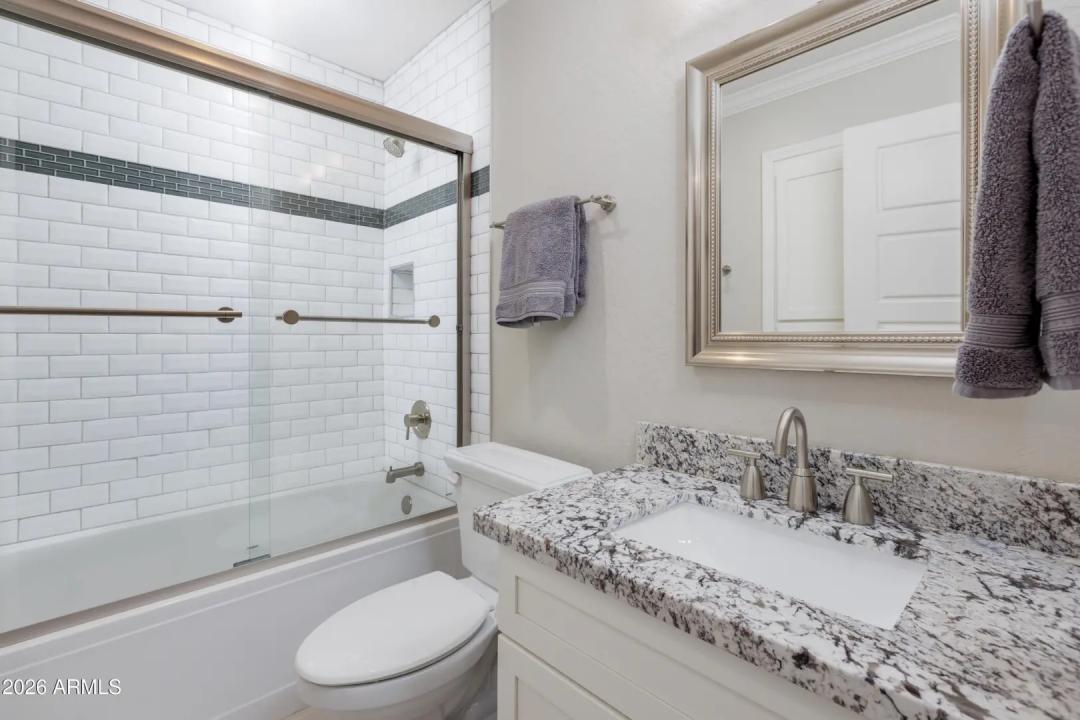 Real Estate Picture 30