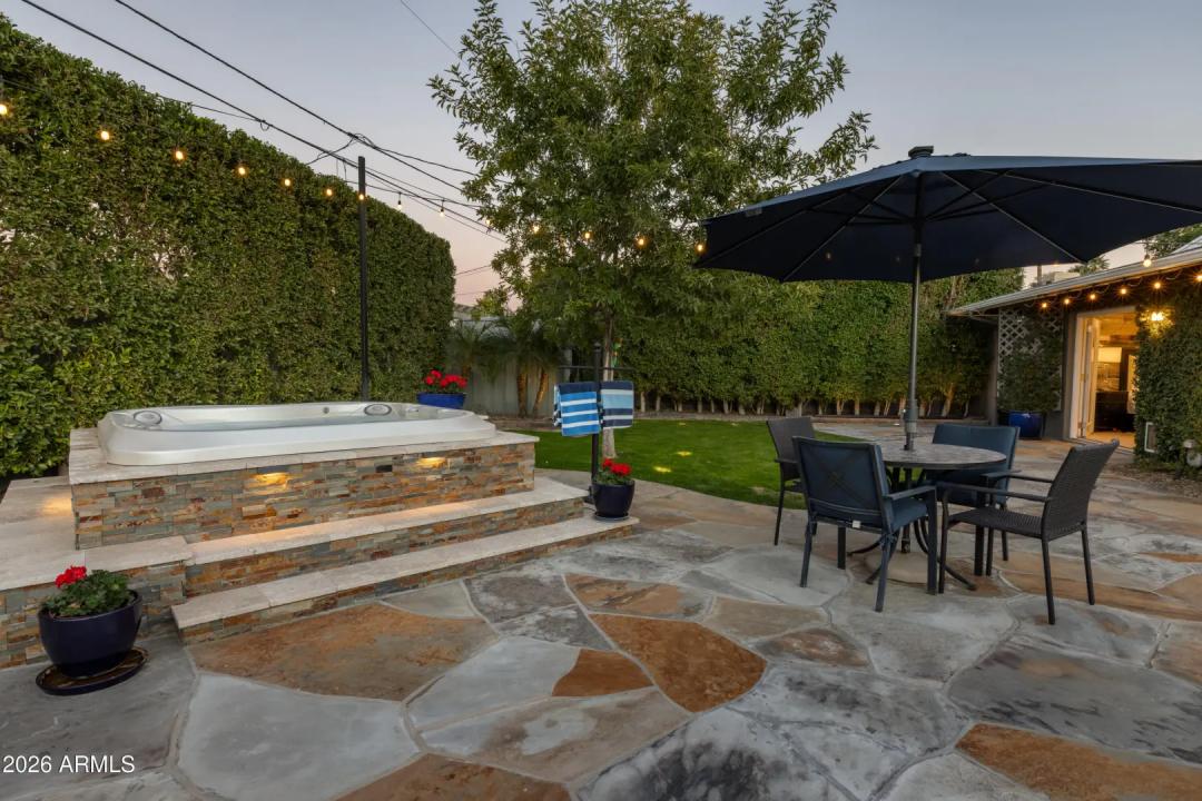 Real Estate Picture 37