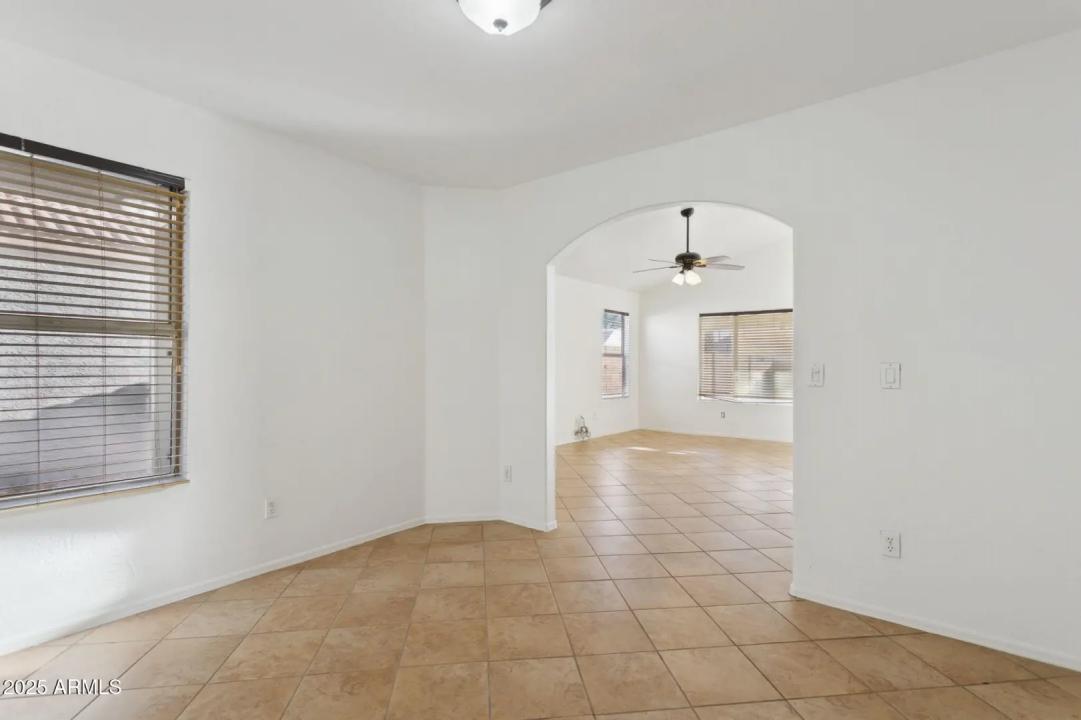 Real Estate Picture 10