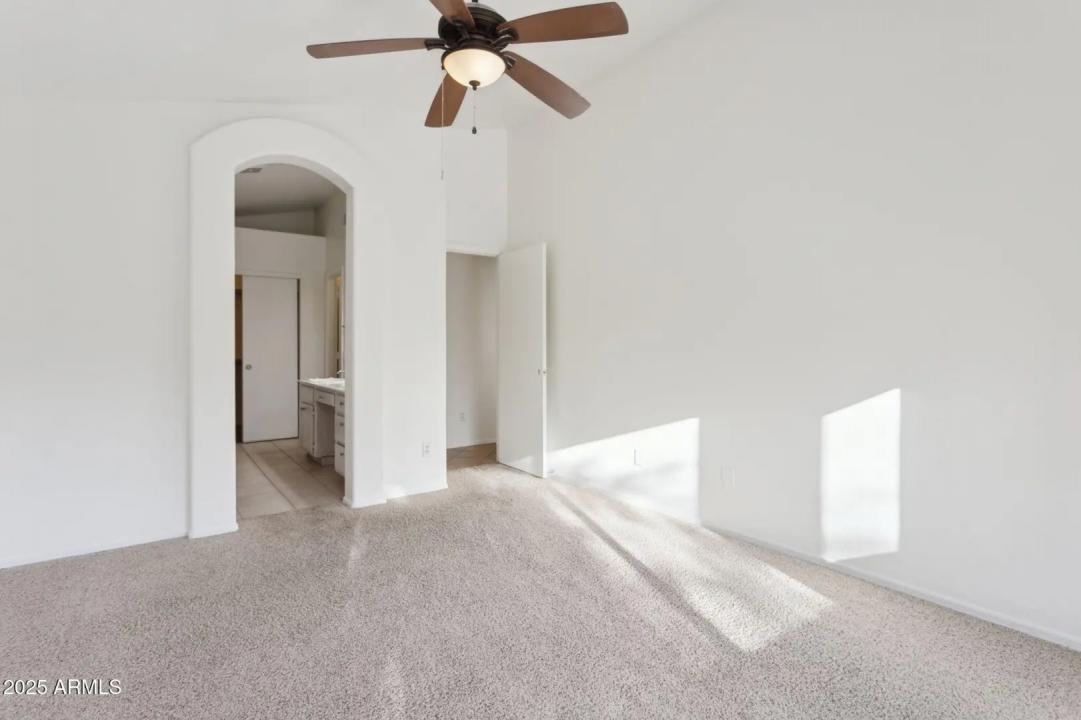 Real Estate Picture 19