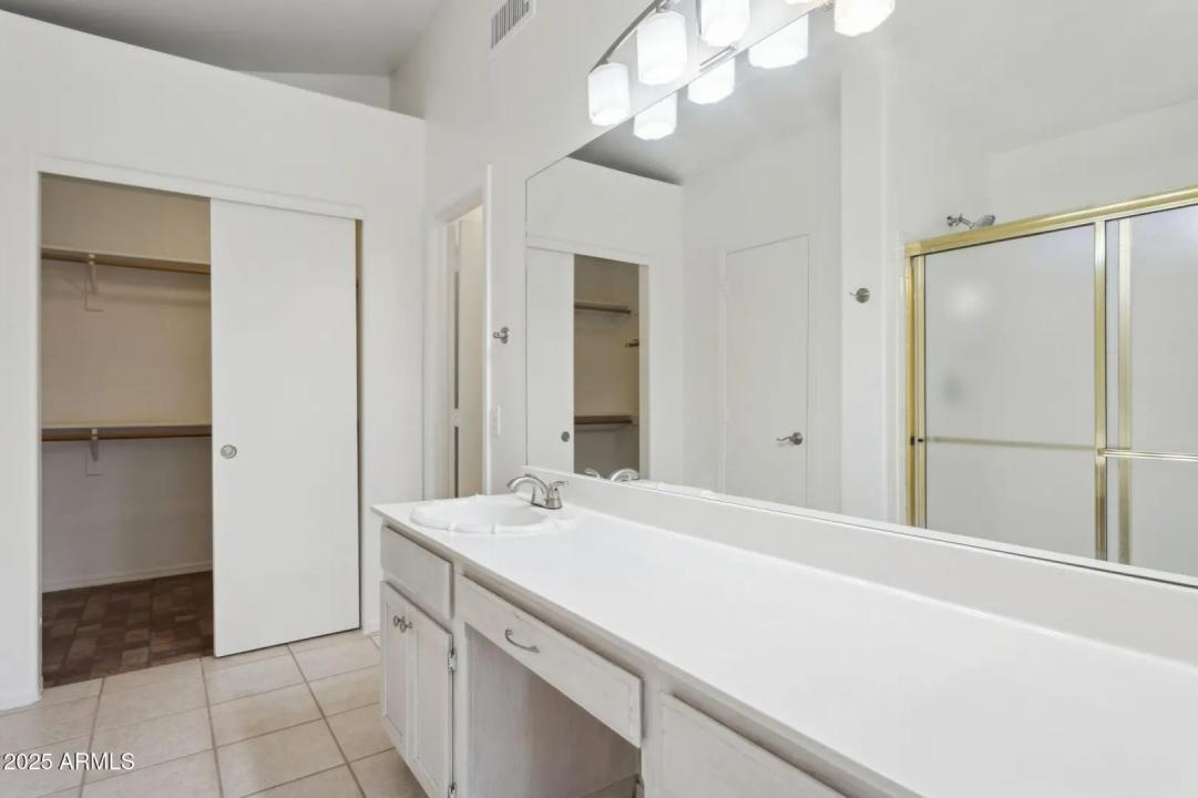 Real Estate Picture 20