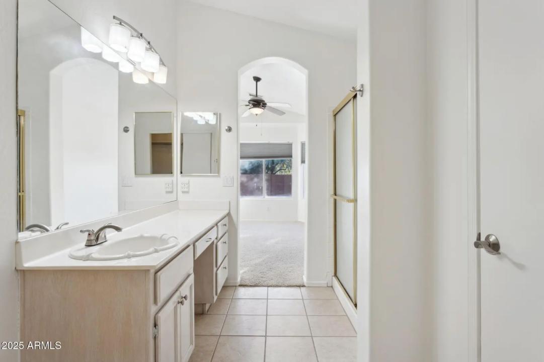 Real Estate Picture 22