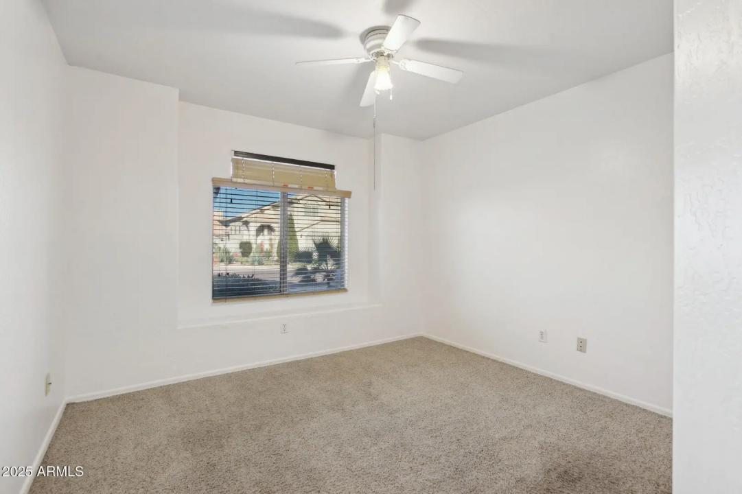 Real Estate Picture 23