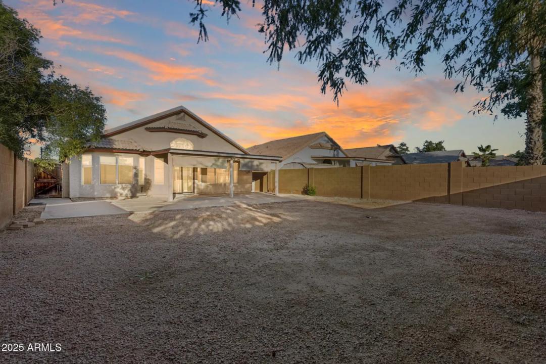 Real Estate Picture 2