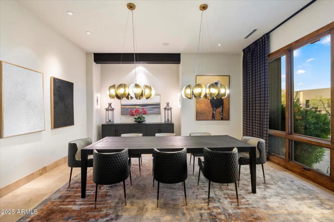 Real Estate Picture 9