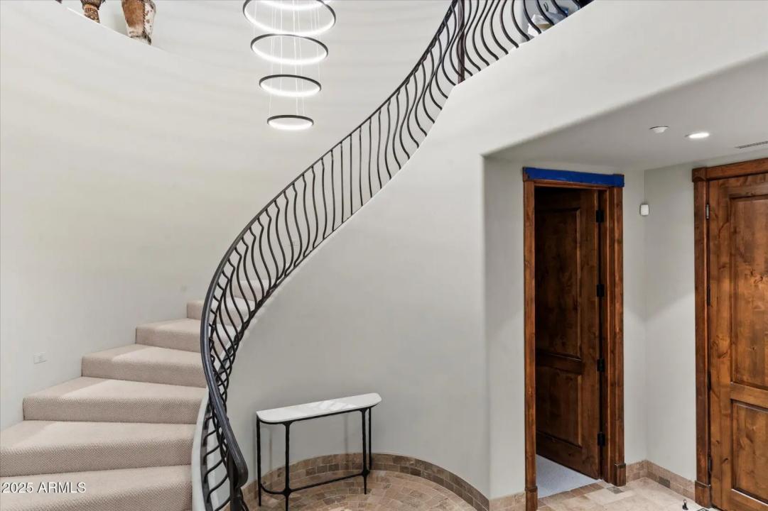 Real Estate Picture 46