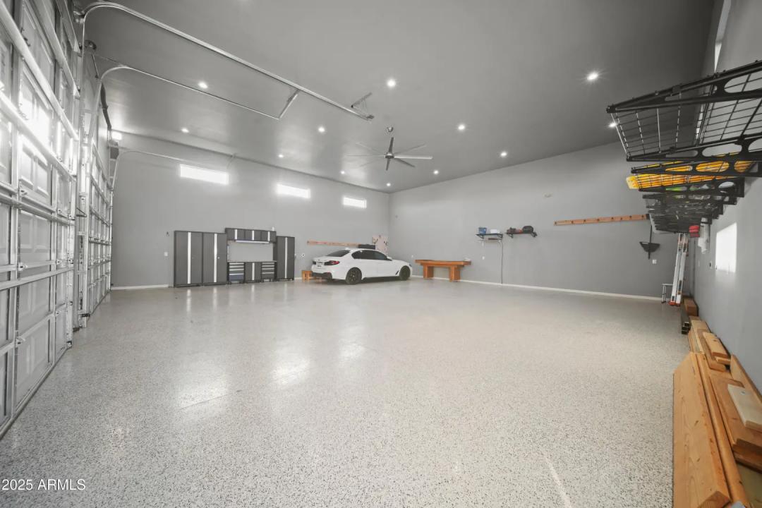 Real Estate Picture 38