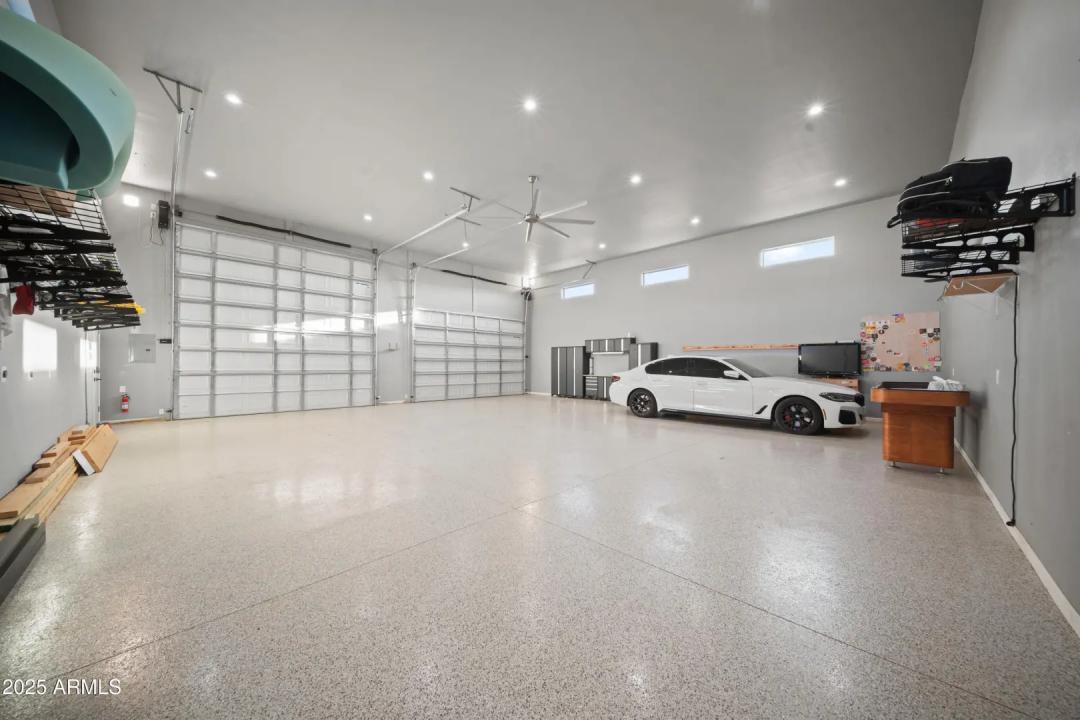 Real Estate Picture 39