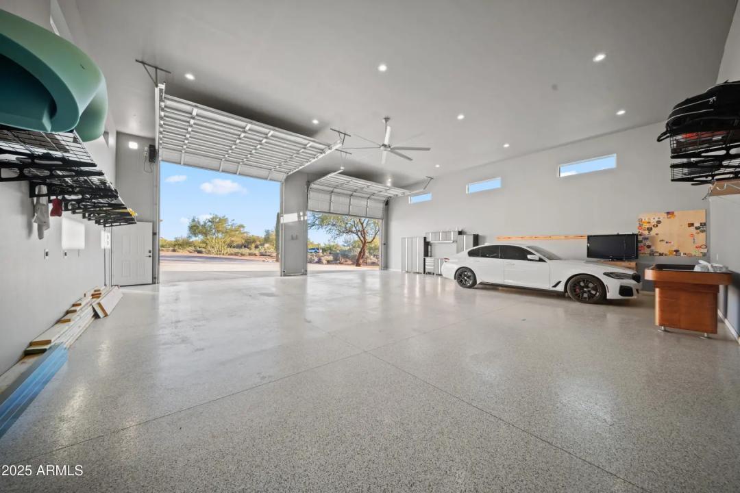 Real Estate Picture 40