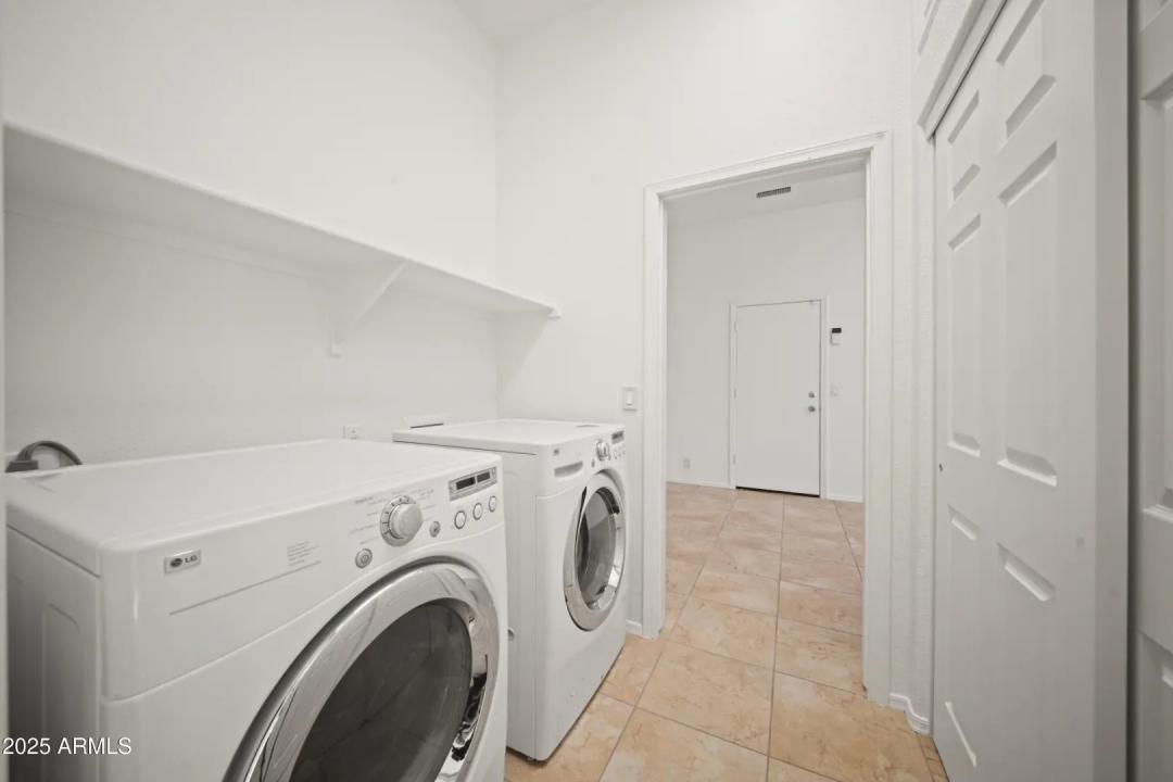 Real Estate Picture 27