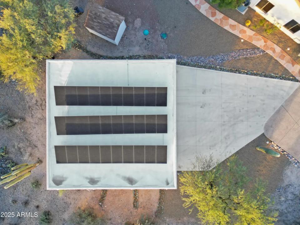 Real Estate Picture 42