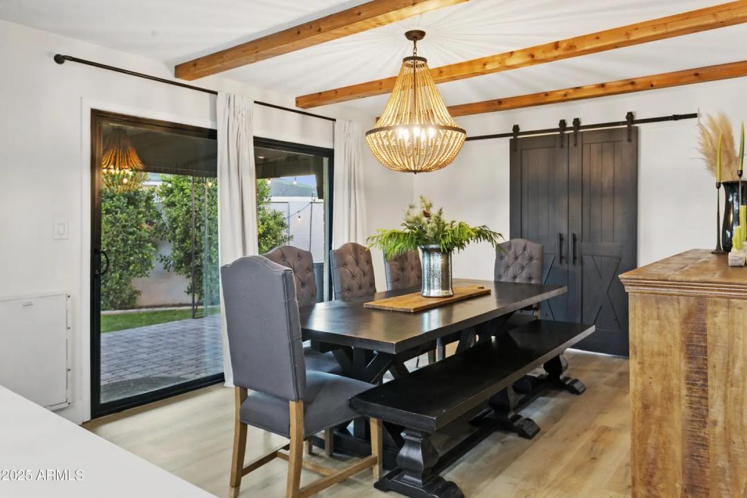 Real Estate Picture 17