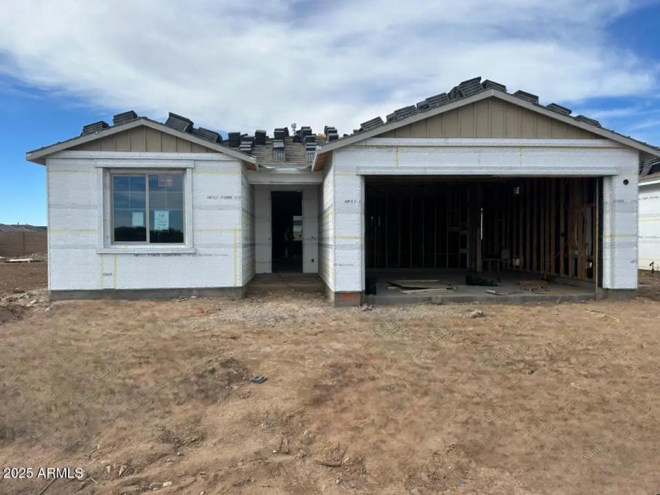 Real Estate Picture 2