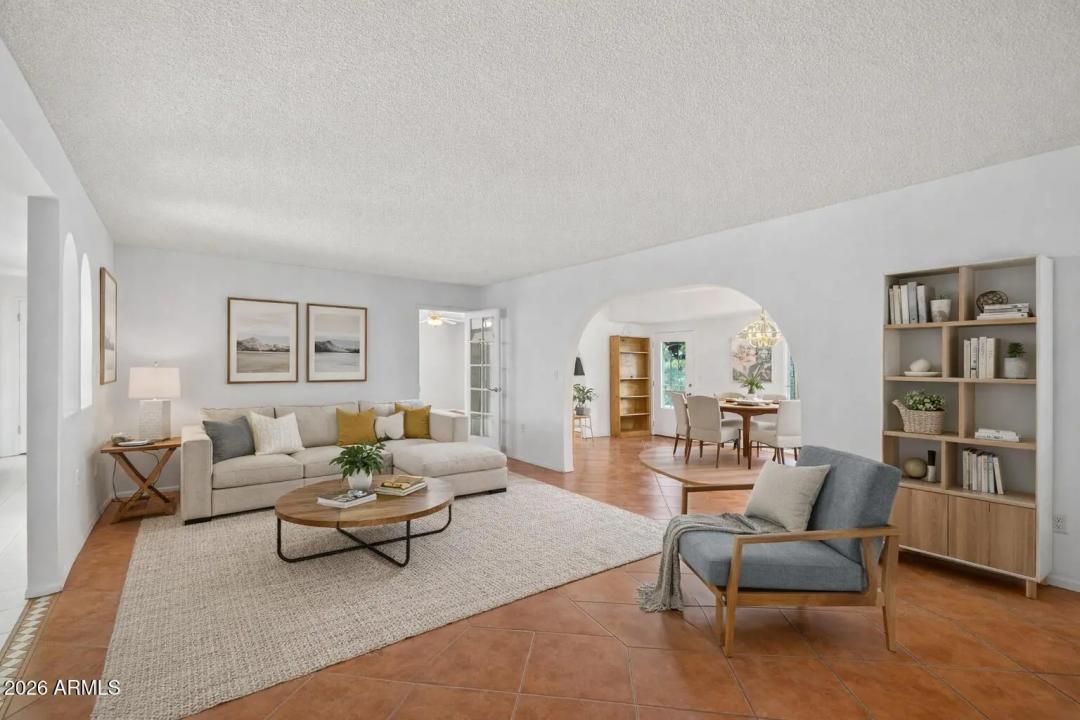 Real Estate Picture 2