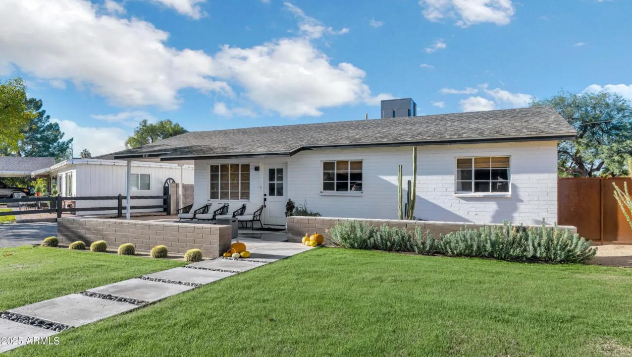 4549 E CAMPBELL Avenue Phoenix AZ 85018