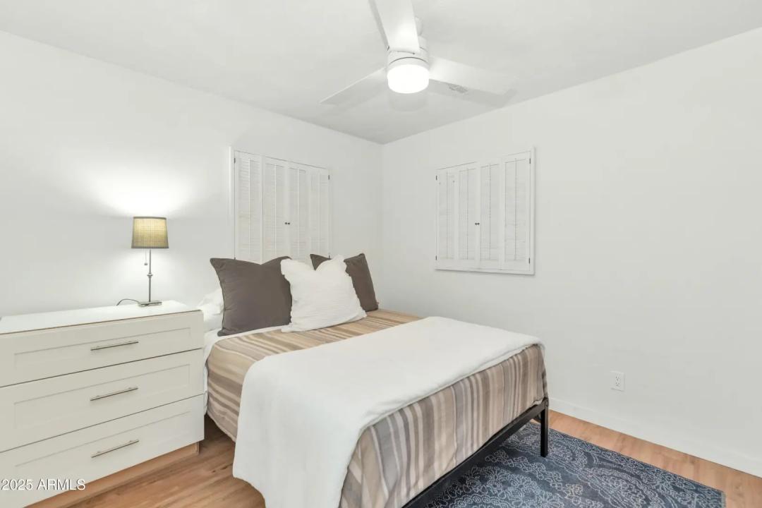 Real Estate Picture 15