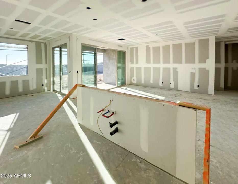 Real Estate Picture 5