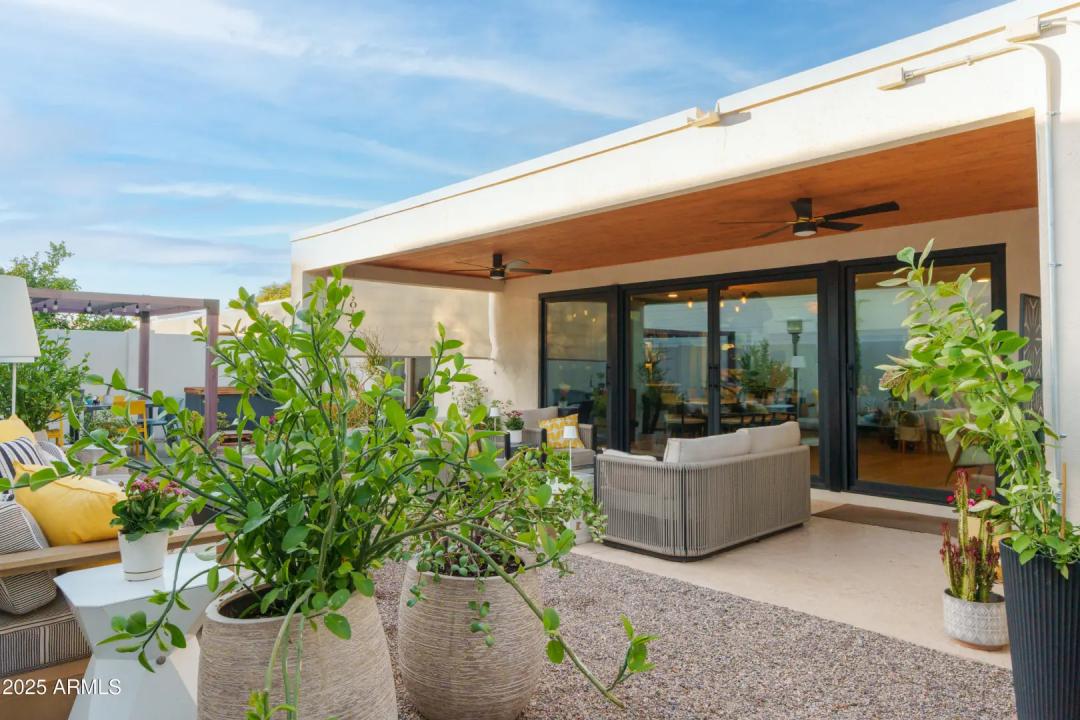 Real Estate Picture 25