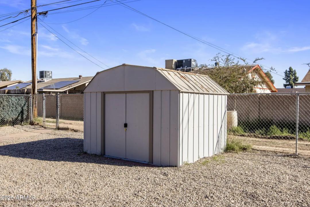 Real Estate Picture 20