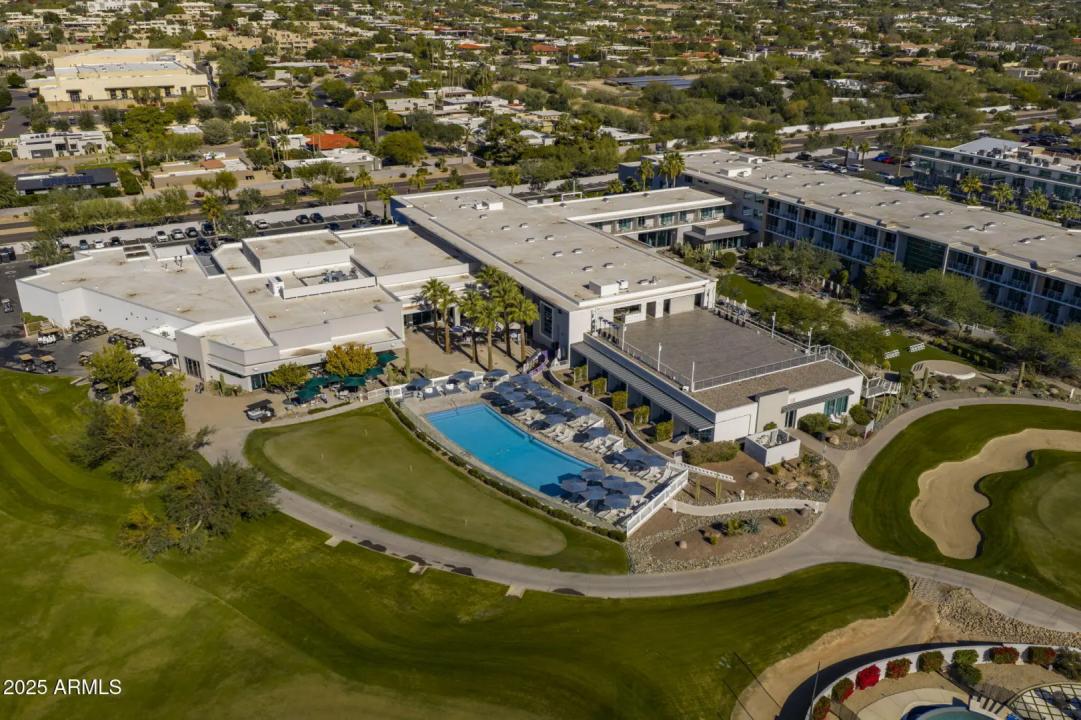 Real Estate Picture 21