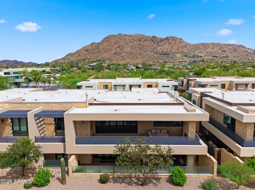 Real Estate Picture 13