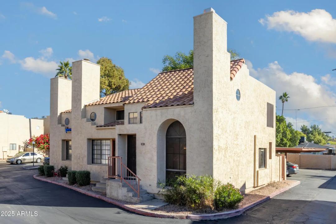 1025 E Highland Avenue 30 Phoenix AZ 85014
