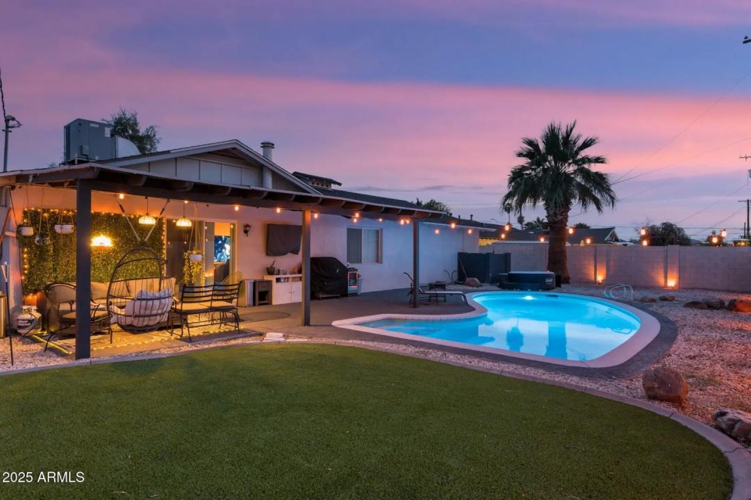 Real Estate Picture 1