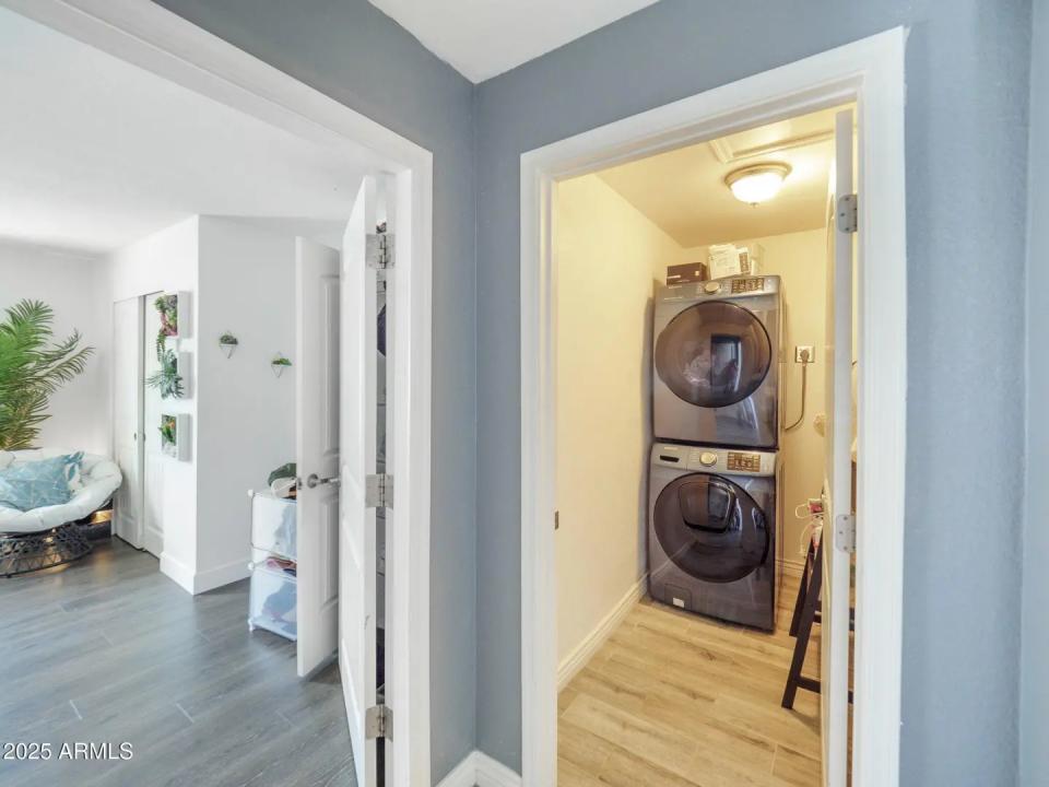 Real Estate Picture 19