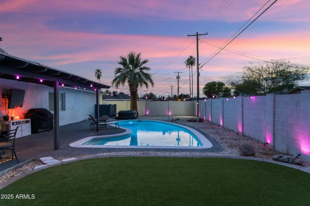 Real Estate Picture 21