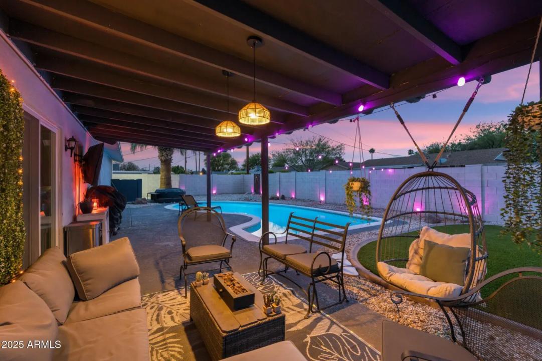 Real Estate Picture 24