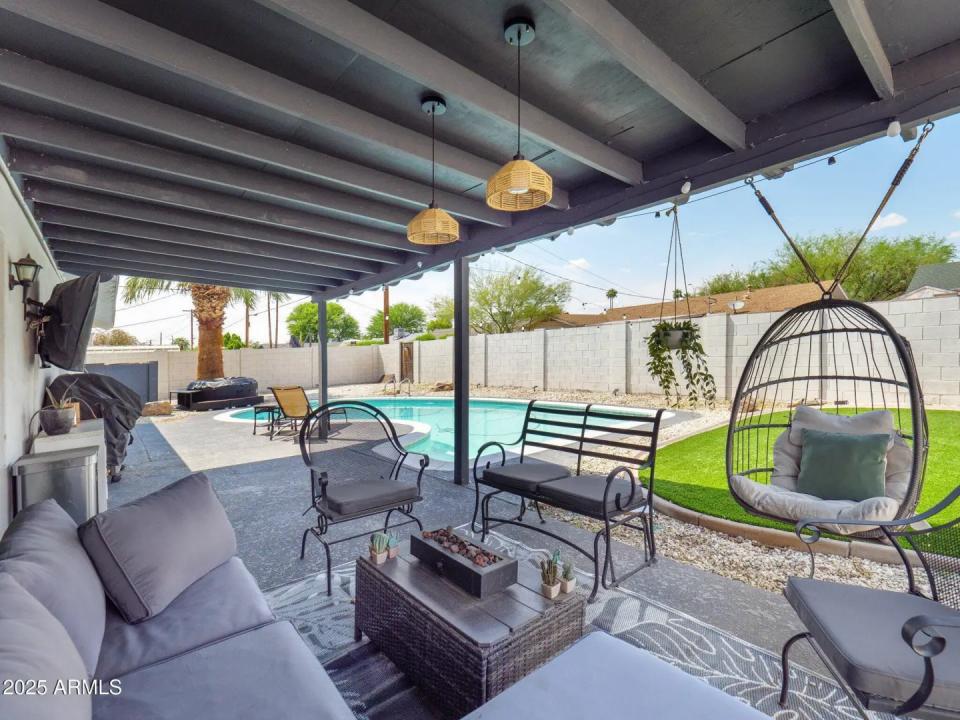 Real Estate Picture 26