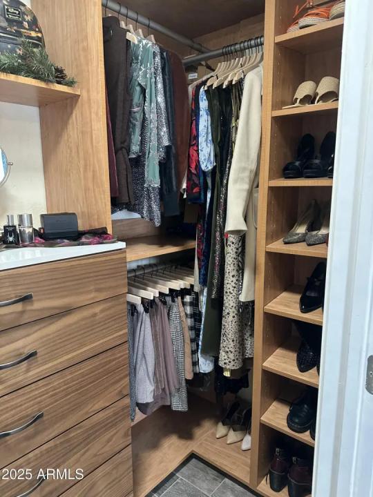 Real Estate Picture 18