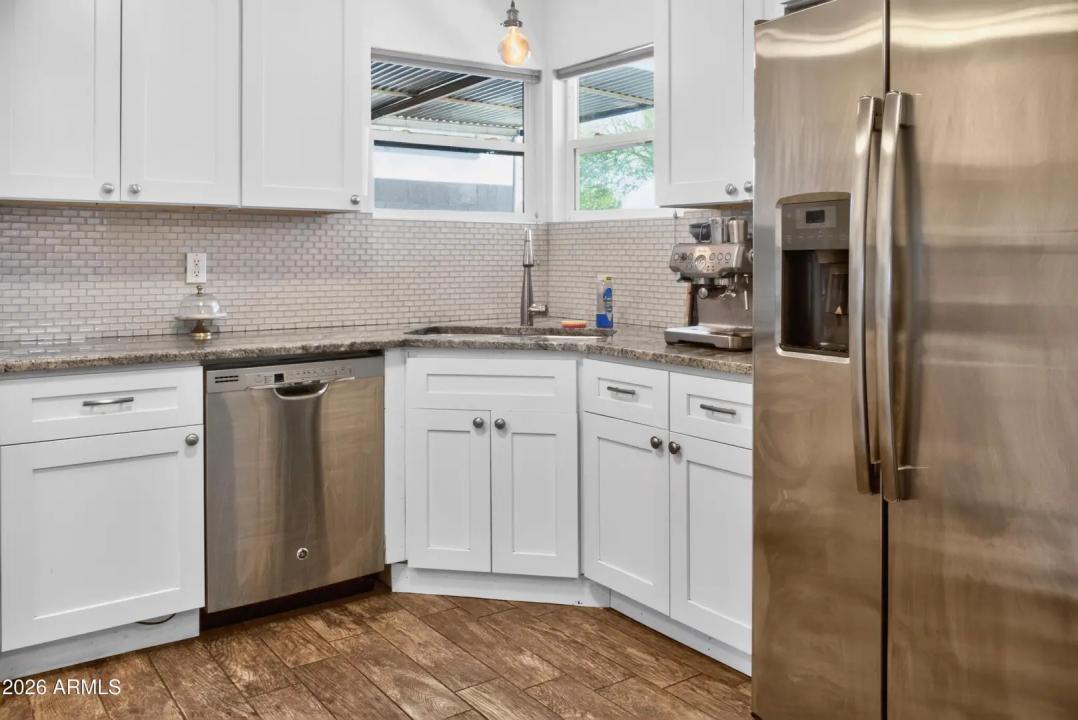 Real Estate Picture 34