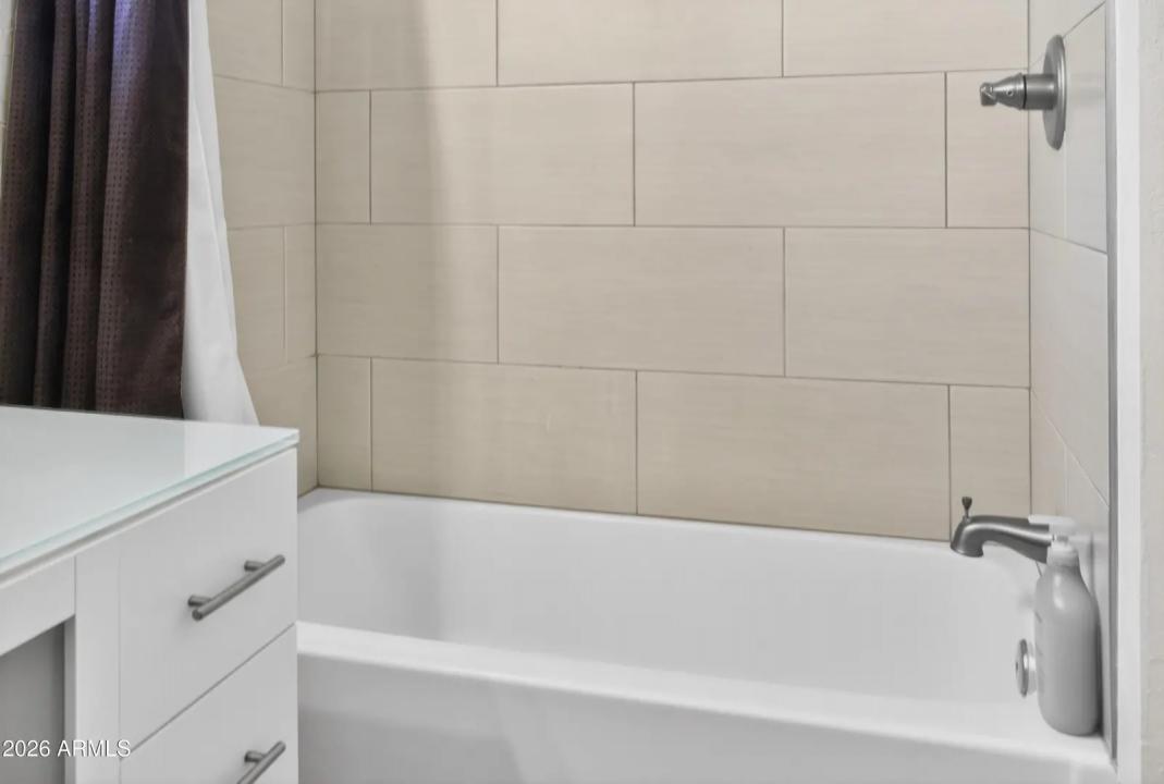 Real Estate Picture 41