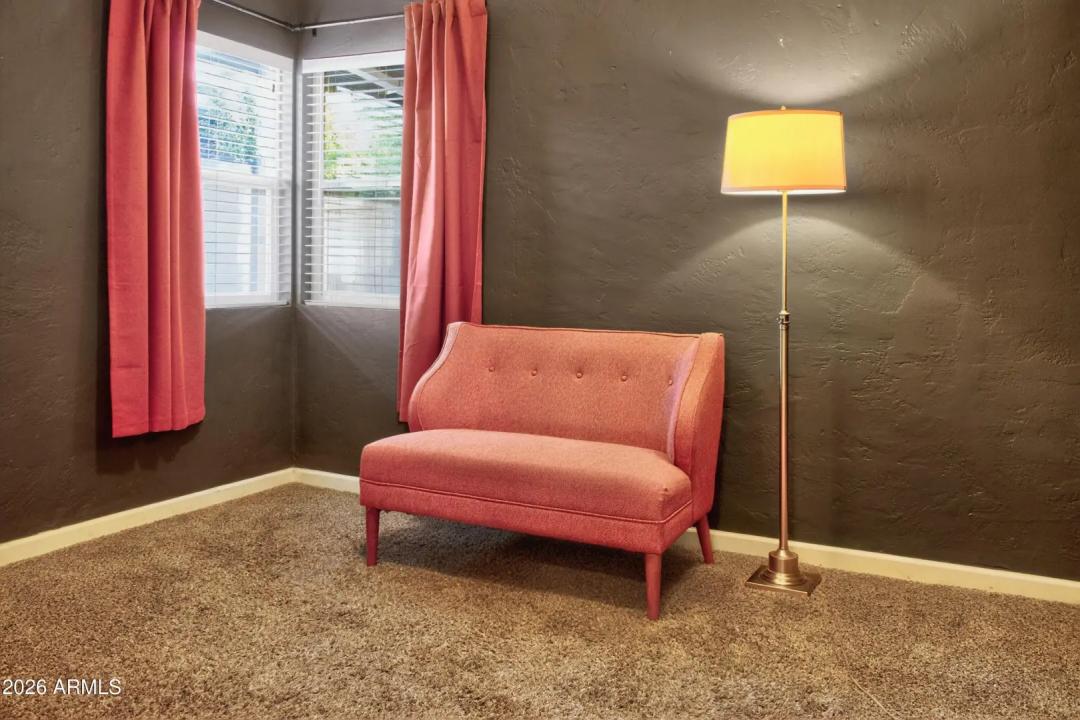 Real Estate Picture 42