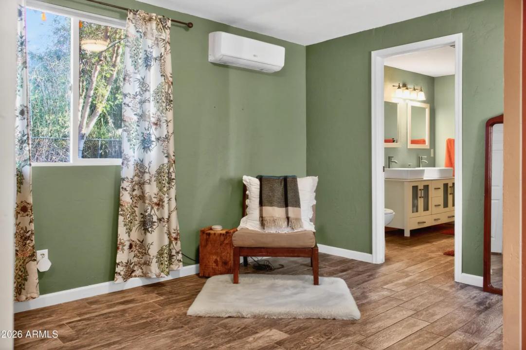 Real Estate Picture 45