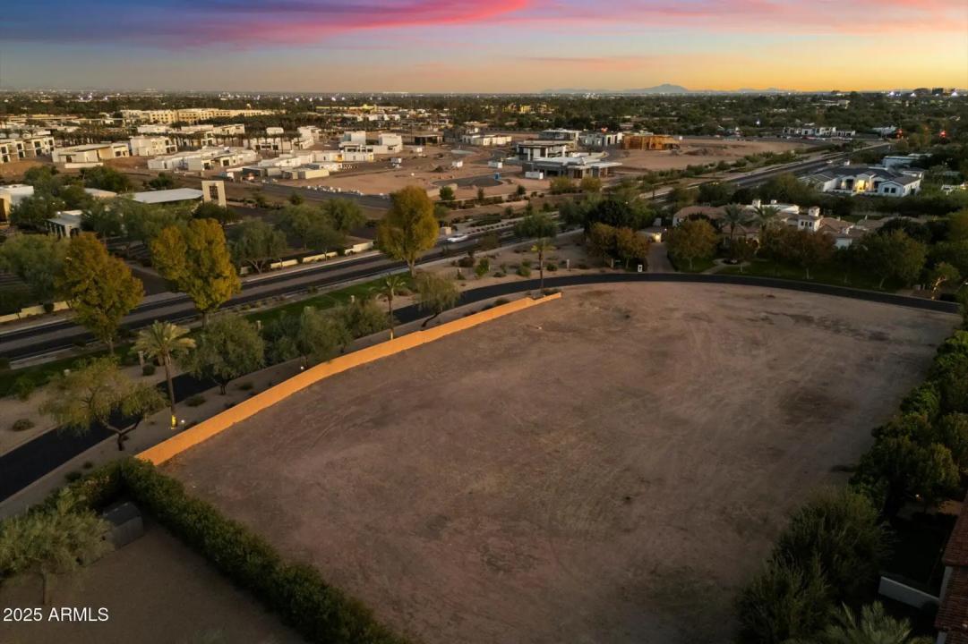 Real Estate Picture 29