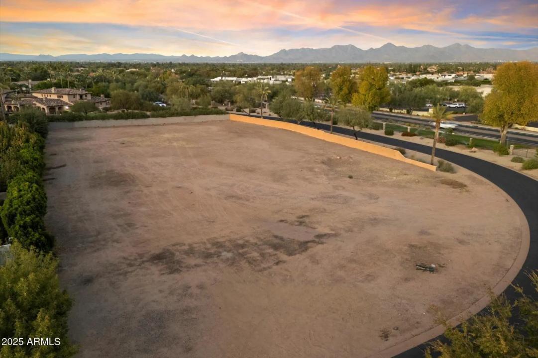 Real Estate Picture 1