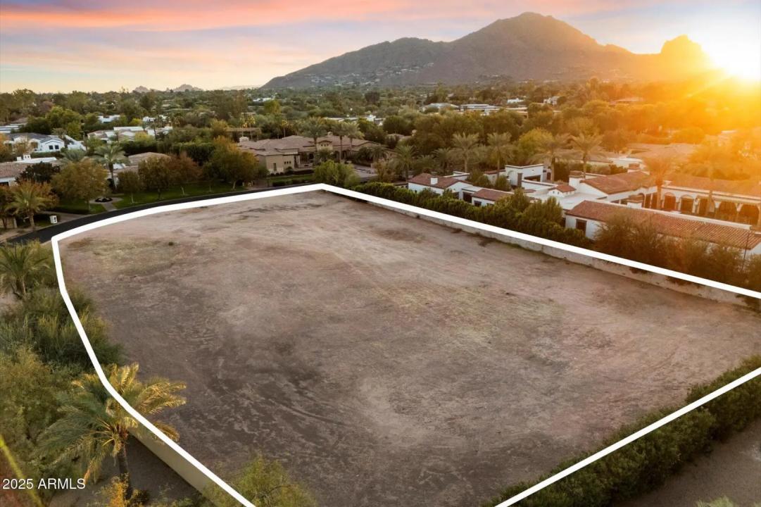 Real Estate Picture 28