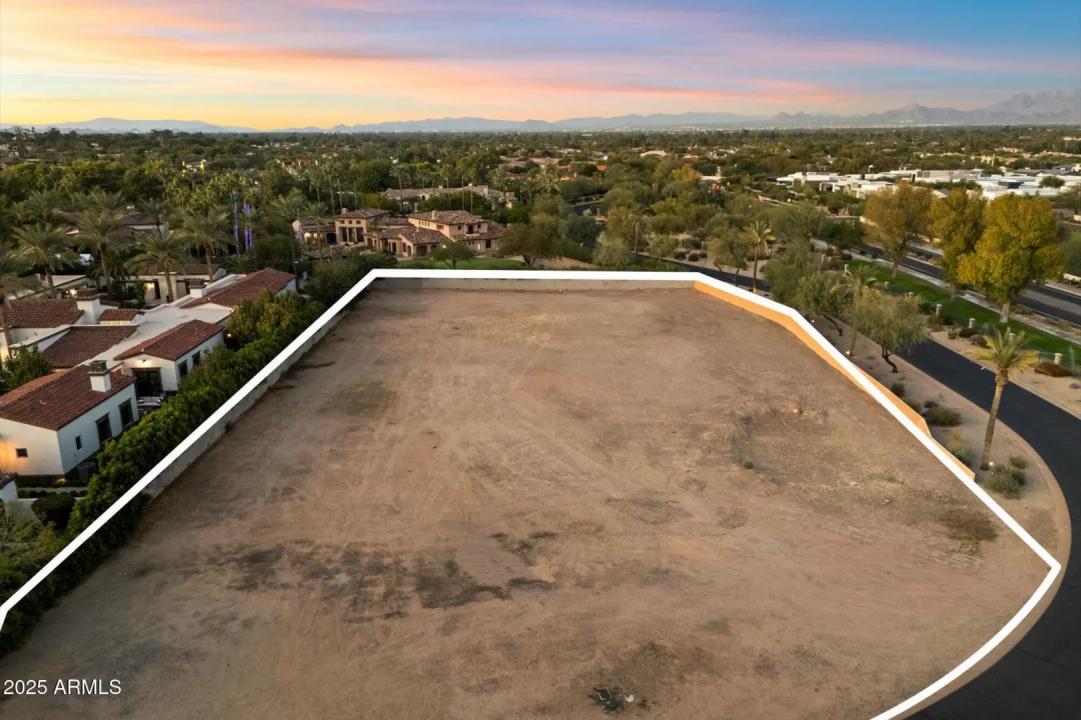 Real Estate Picture 21