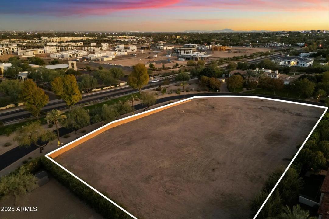 Real Estate Picture 27