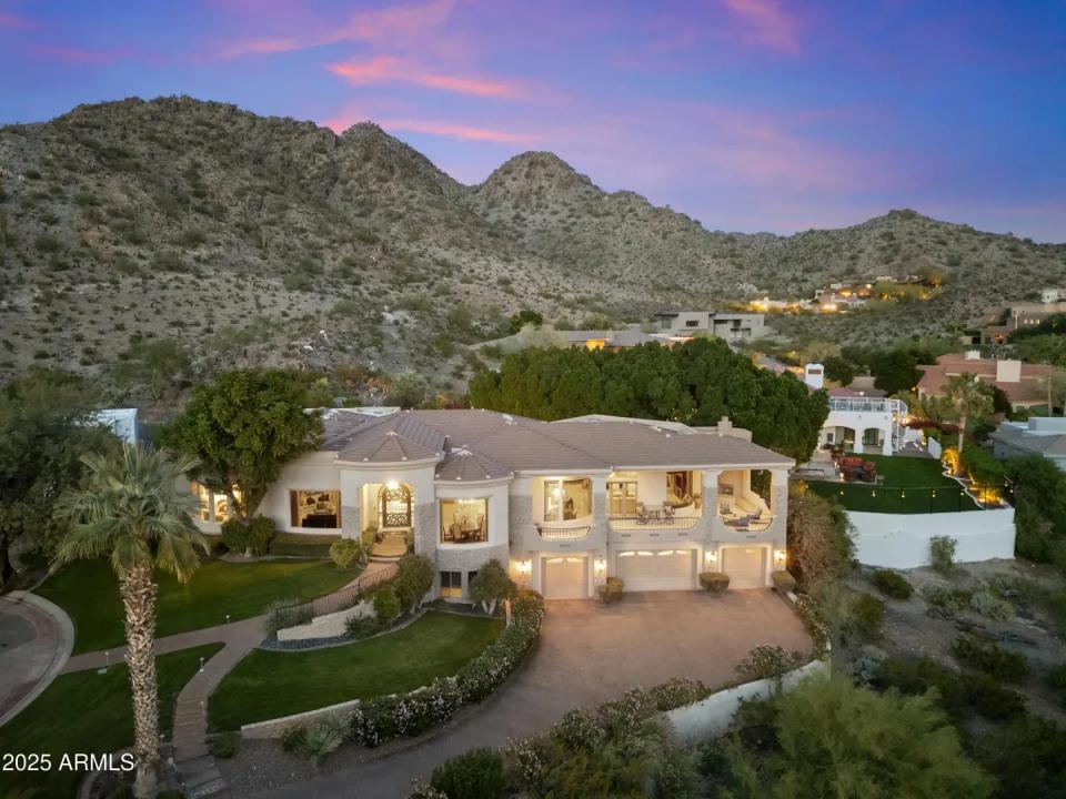 Real Estate Picture 4