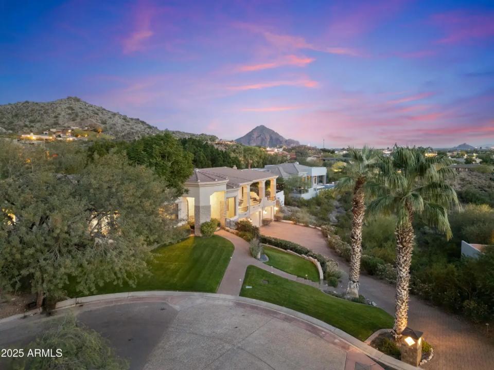 Real Estate Picture 5