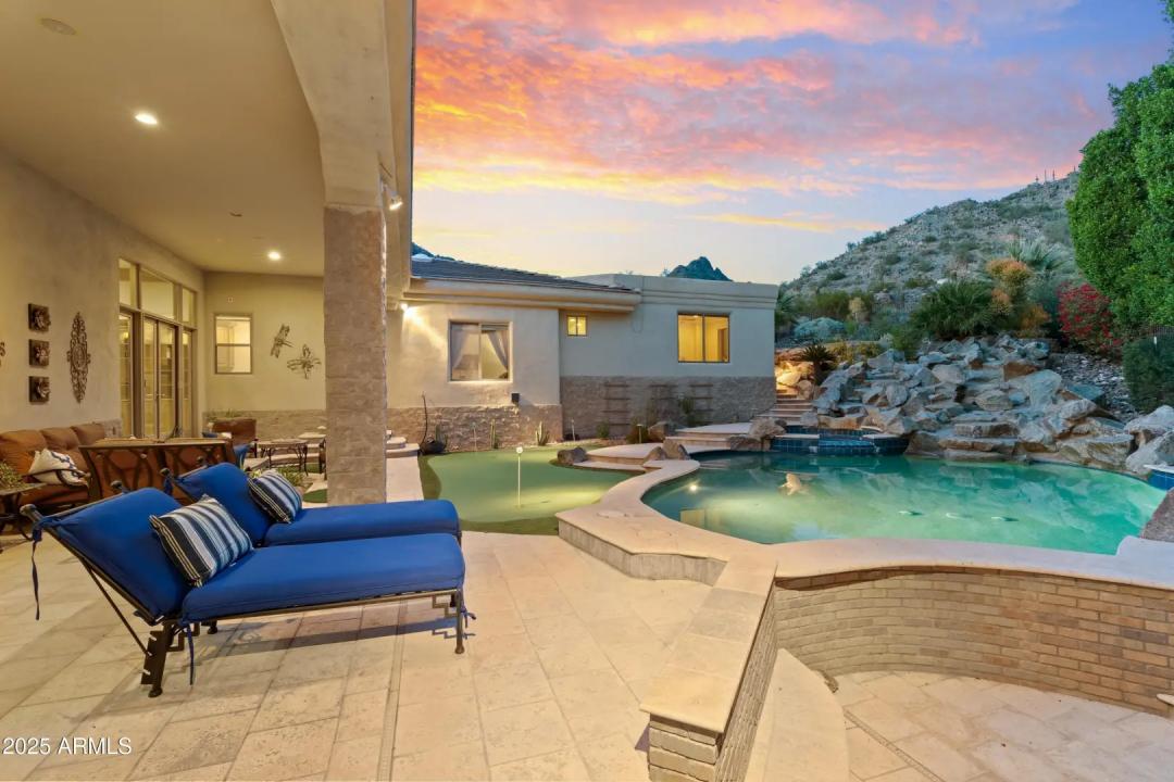 Real Estate Picture 98