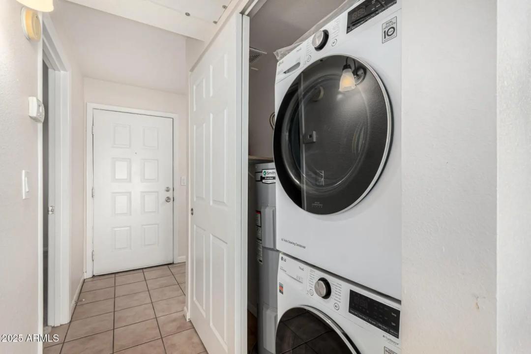 Real Estate Picture 17