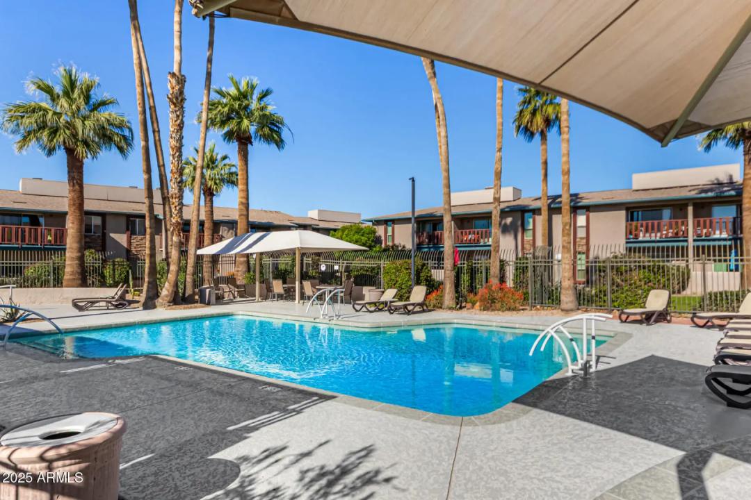 Real Estate Picture 23