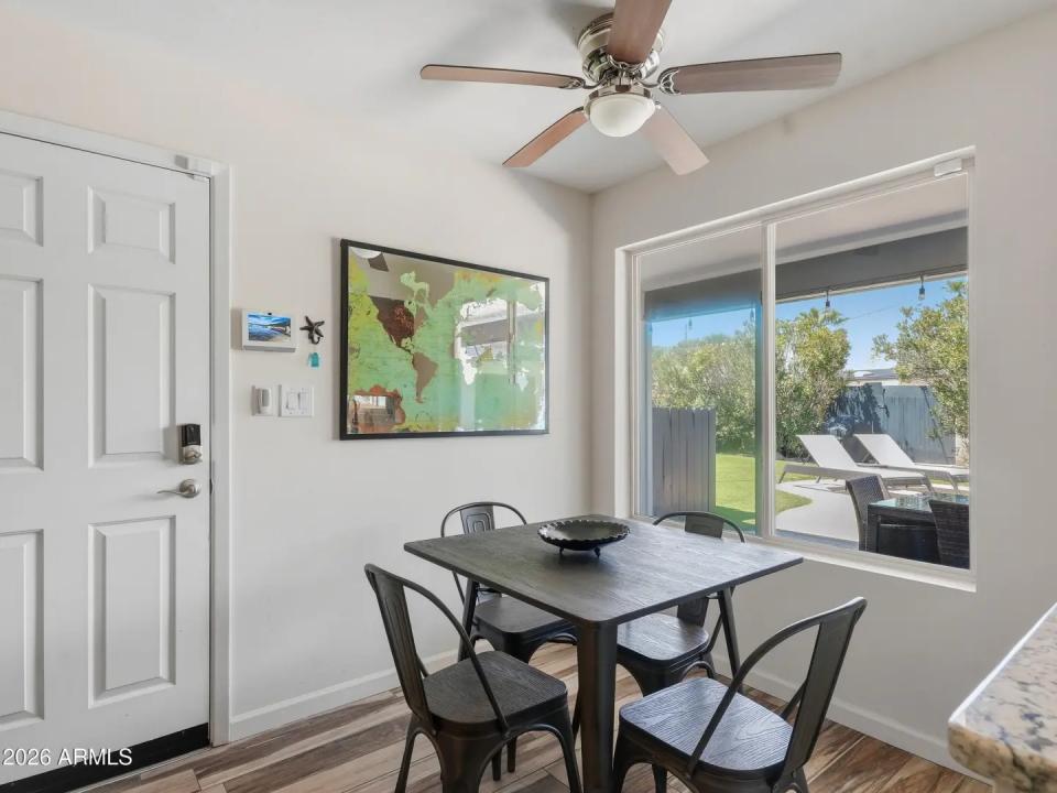 Real Estate Picture 7